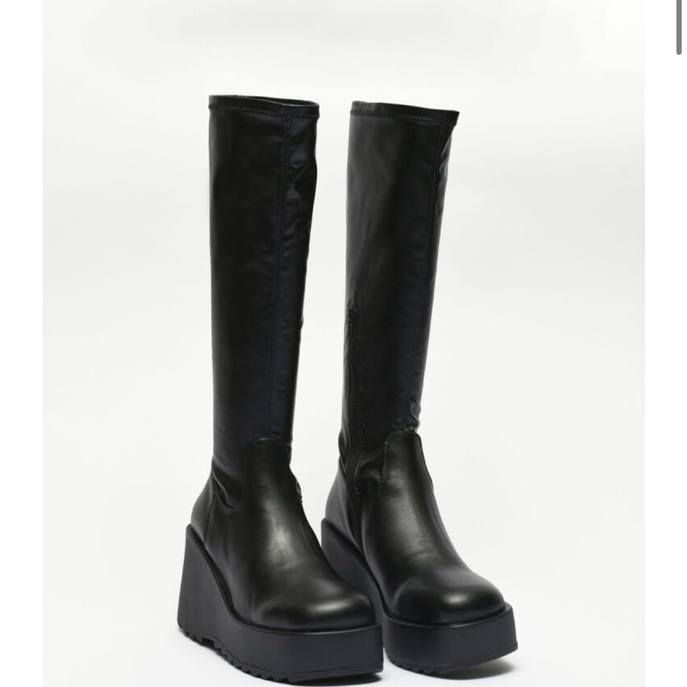 Steve Madden Black Platform Ankle Boots